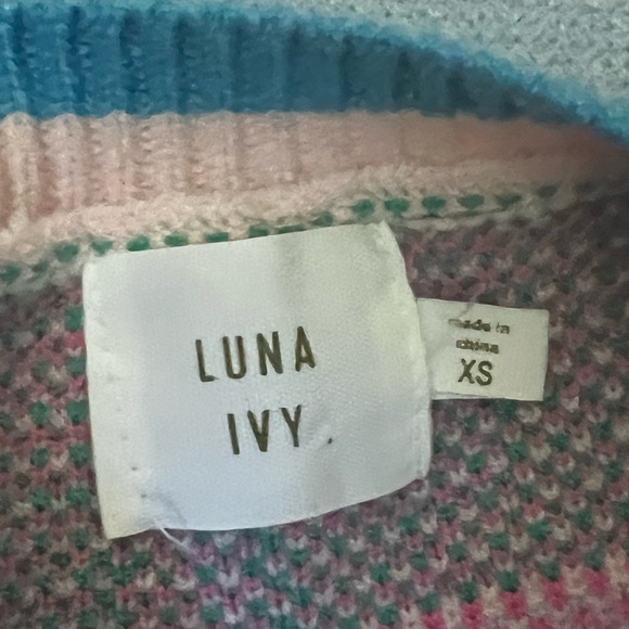 Luna Ivy Blue Pink Sweater Vest NWT XS - Picture 8 of 10